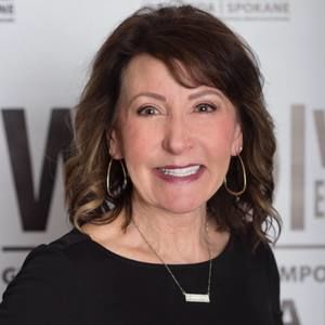 Meet your Posher, Carla